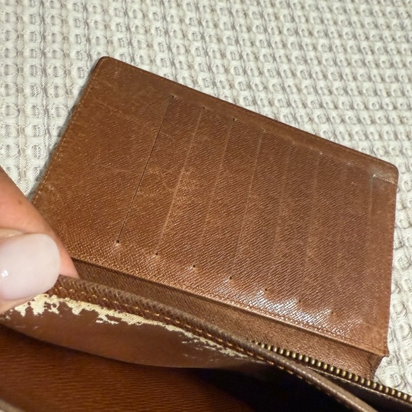 Louis Vuitton Monogram Canvas Pochette Passport Wallet - Picture 8 of 16